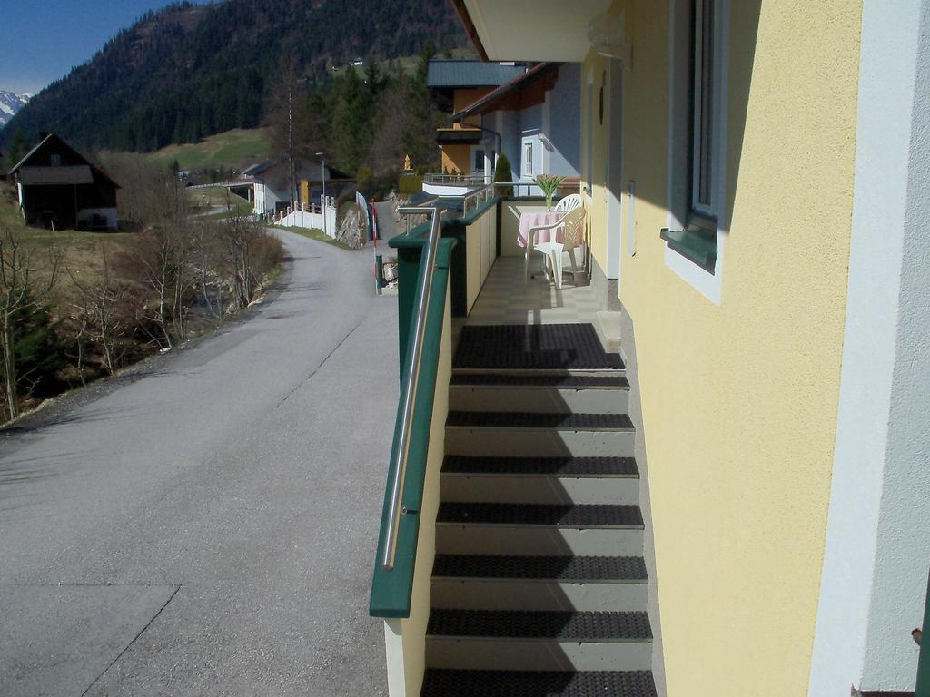 Appartamento Haus Mary Russbach am Pass Gschütt Esterno foto